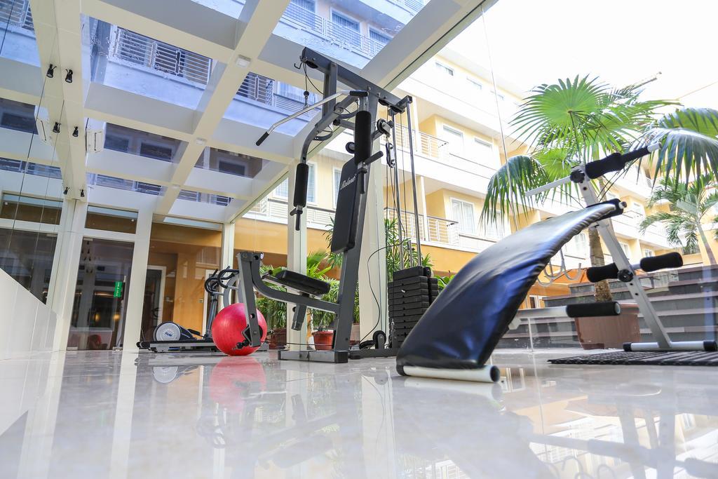 ซิลเวีย โฮเทล พรีเมียร์ คูแปง Hotel กูปัง ภายนอก รูปภาพ