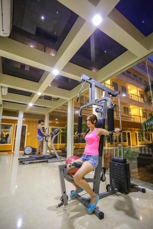 ซิลเวีย โฮเทล พรีเมียร์ คูแปง Hotel กูปัง ภายนอก รูปภาพ