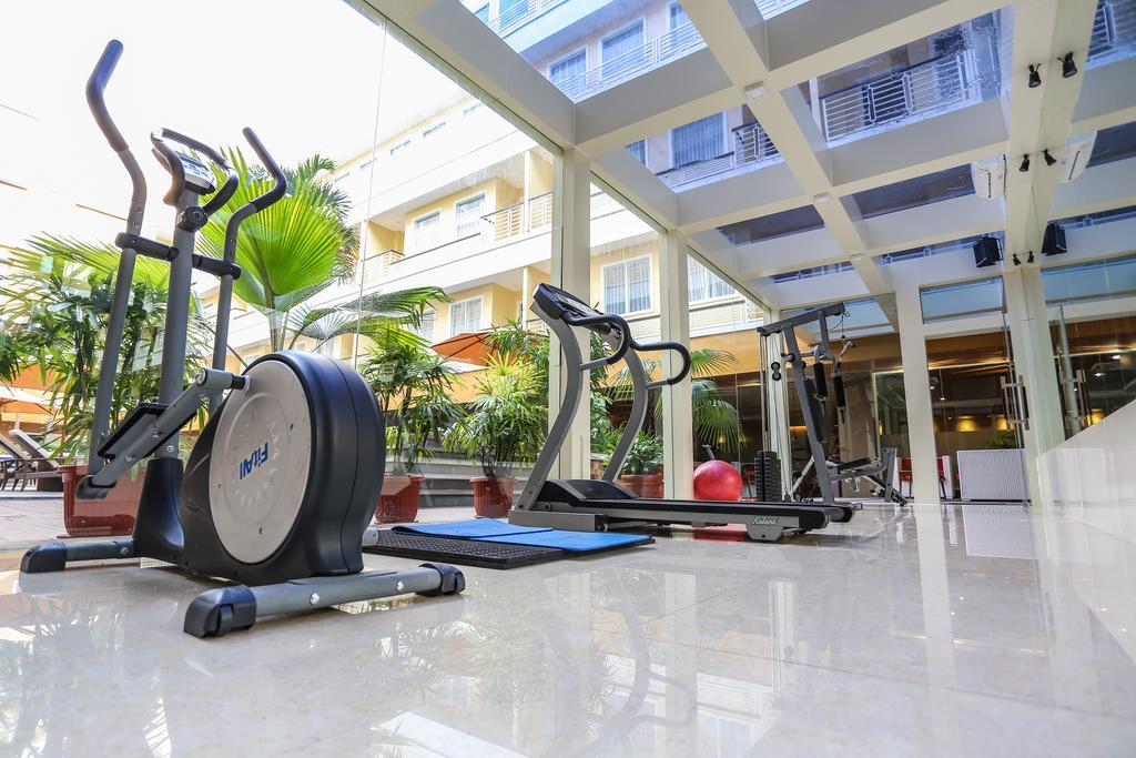 ซิลเวีย โฮเทล พรีเมียร์ คูแปง Hotel กูปัง ภายนอก รูปภาพ