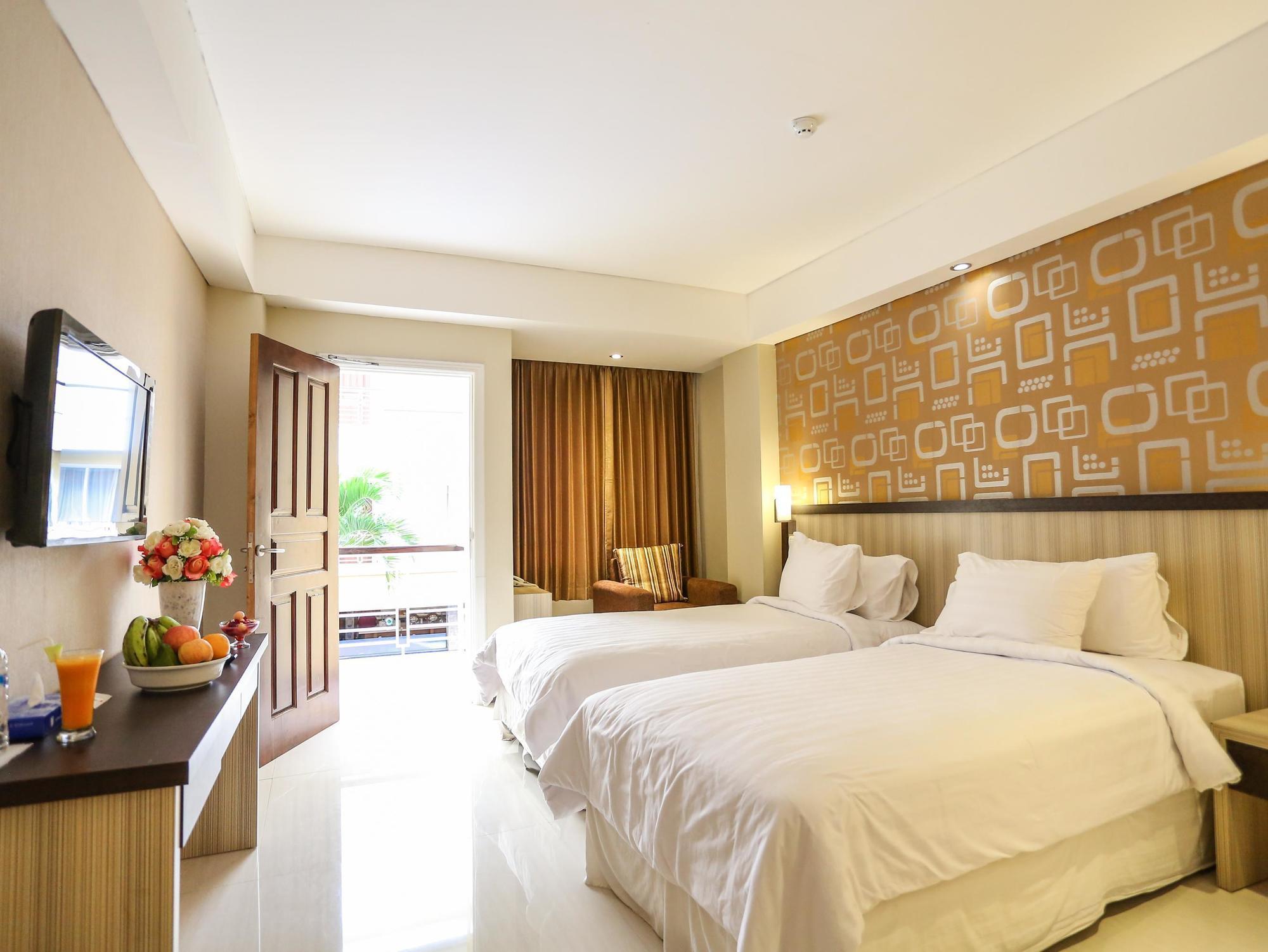 ซิลเวีย โฮเทล พรีเมียร์ คูแปง Hotel กูปัง ภายนอก รูปภาพ